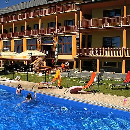 Szálloda Avalanche 3*
