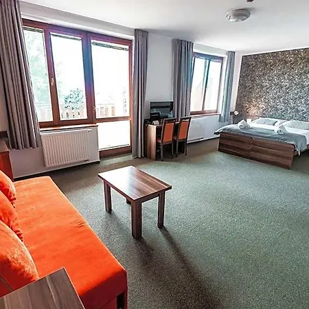 Szálloda Avalanche 3*